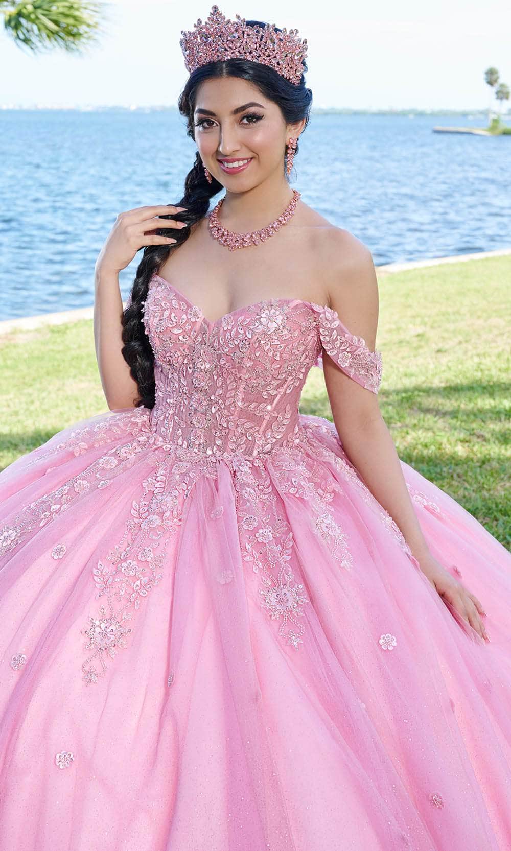 Amazon.com: Off Shoulder Quinceanera Dresses Ball Gown A-line Lace Applique  Prom Dresses Cloak Sweetheart Princess for Sweet 15 16 Aqua: Clothing,  Shoes & Jewelry
